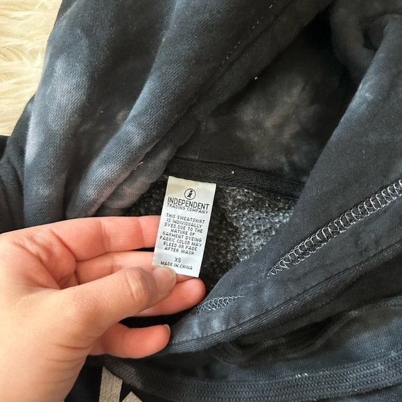 ELEVATED FAITH Yahweh Tie-Dye Unisex Hoodie - Picture 8 of 8